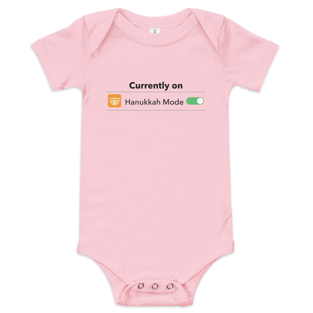 Hanukkah Mode Jewish pride kids baby short sleeve one piece in Pink - close-up